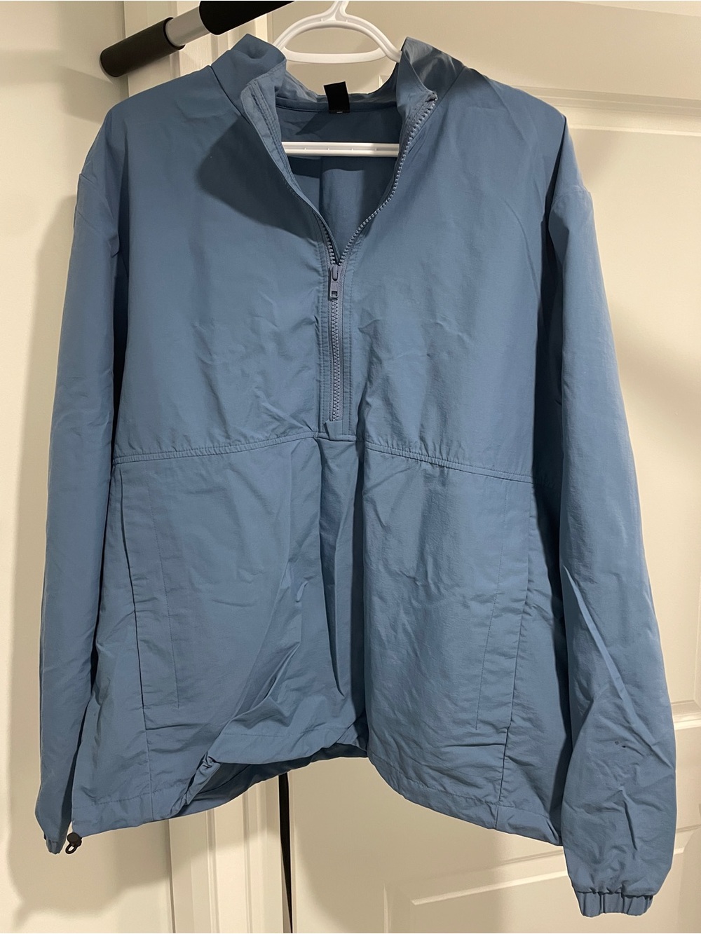 Pullover Windbreaker